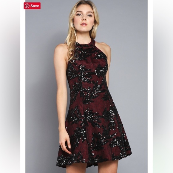 Beautiful maroon red sparkle dress. - Picture 1 of 4